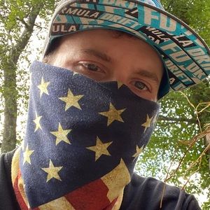 Meet your Posher, Derek